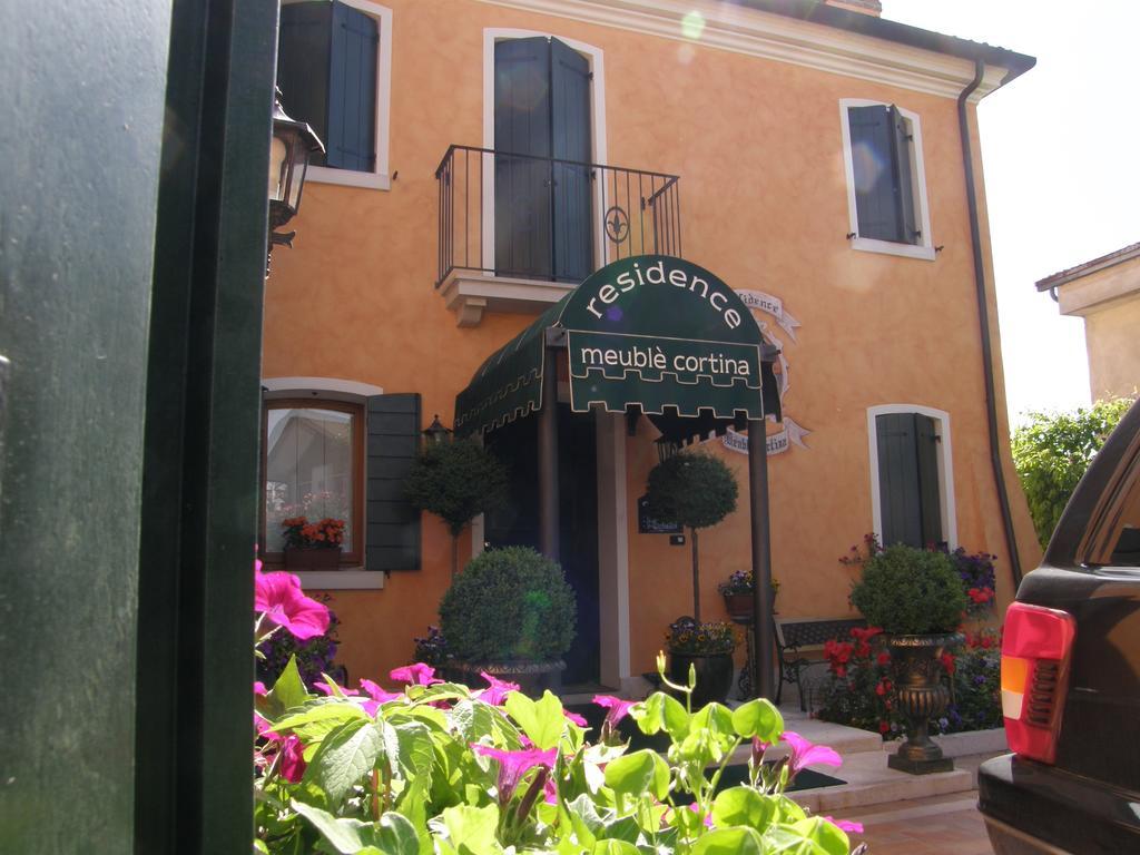 Residence Meuble' Cortina Quinto Di Treviso Екстер'єр фото